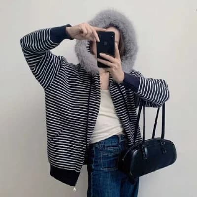 Retro striped hooded sweatshirt with fur collar and double zipper