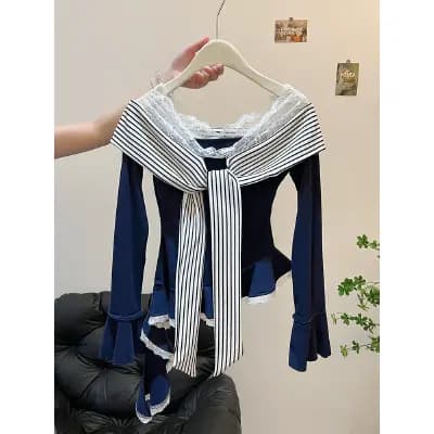 German Fleece Early Autumn Lace Faux Two-Piece T-Shirt Base Layer.